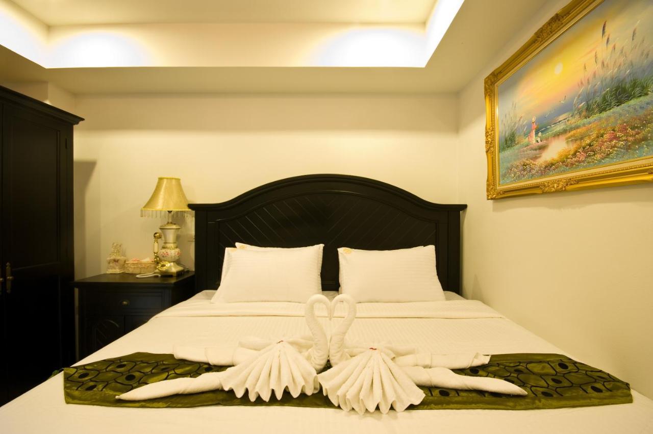 Richly Villa Банкок Екстериор снимка